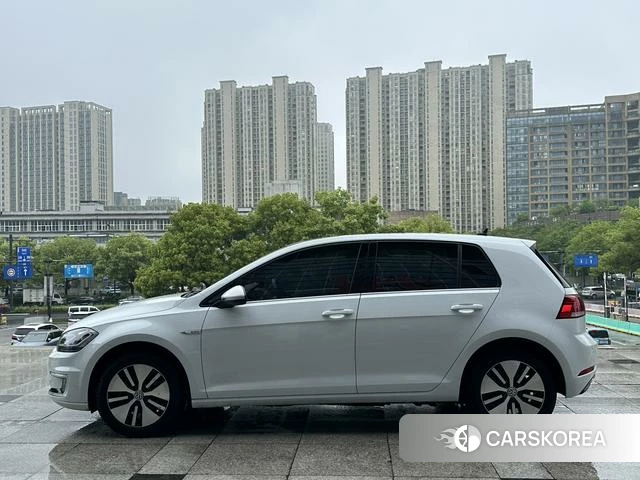 Volkswagen Golf id 4260992 из Китая 16