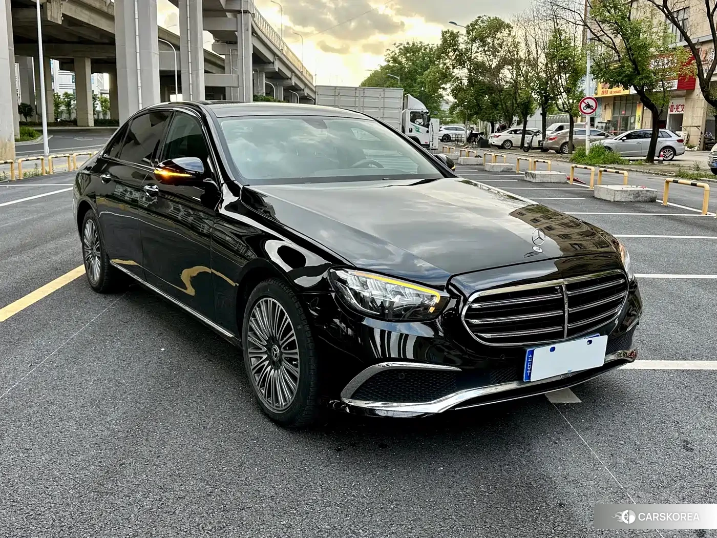 Mercedes-Benz E-Class id 4576830 из Китая 15