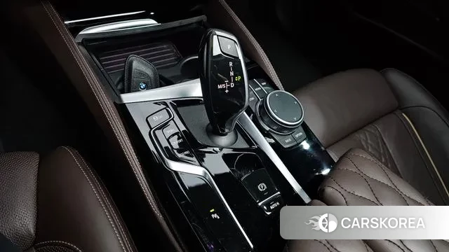 BMW 5 Series (G30) id 3043544 из Кореи 19