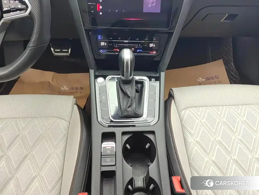 Volkswagen Magotan id 4576603 из Китая 15