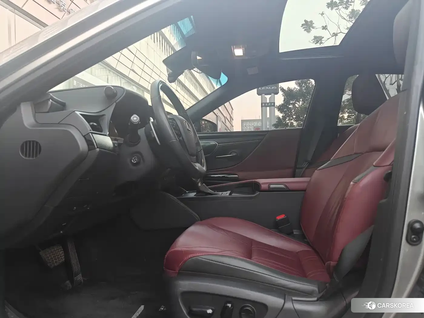 Lexus ES id 4539037 из Китая 14