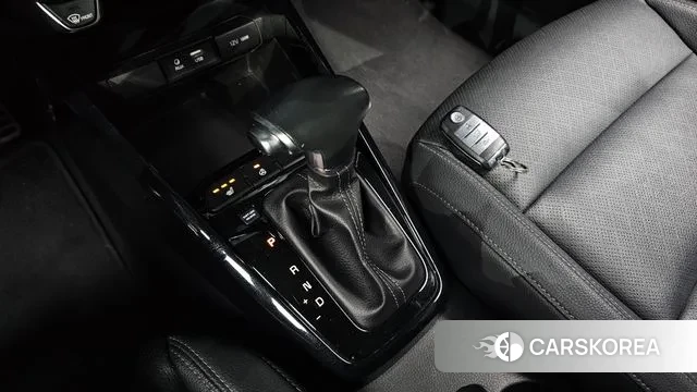 Kia Stonic id 3055666 из Кореи 19