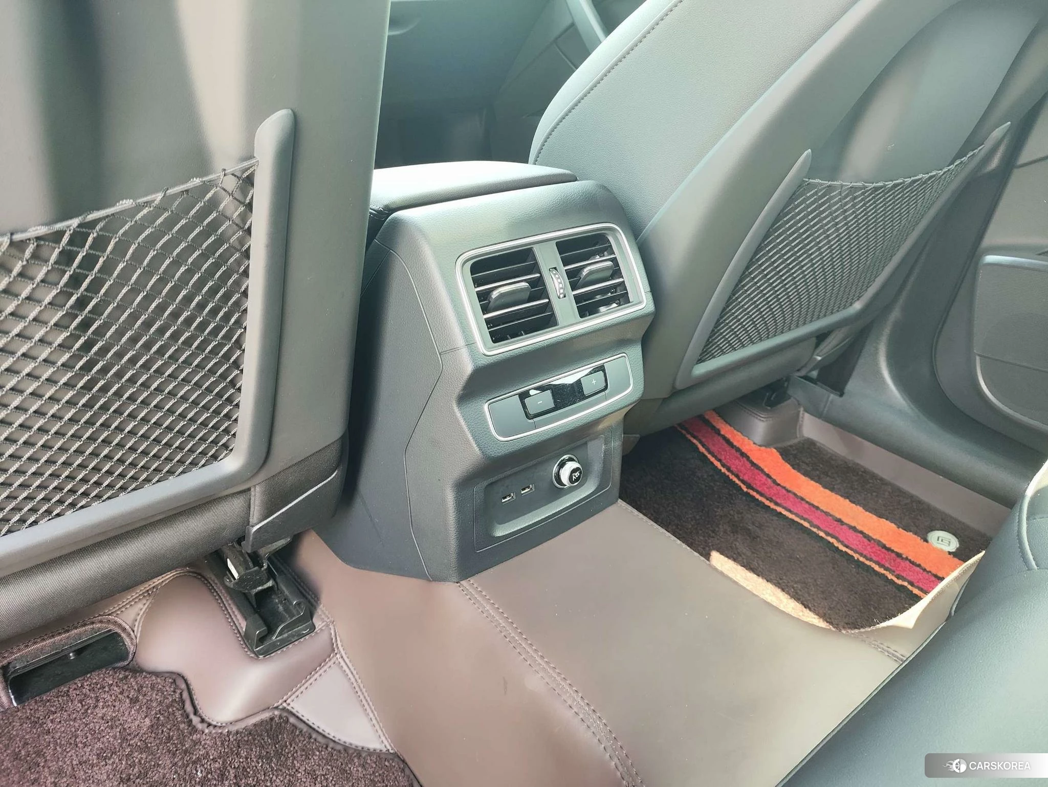 Audi Q5L id 4492708 из Китая 12