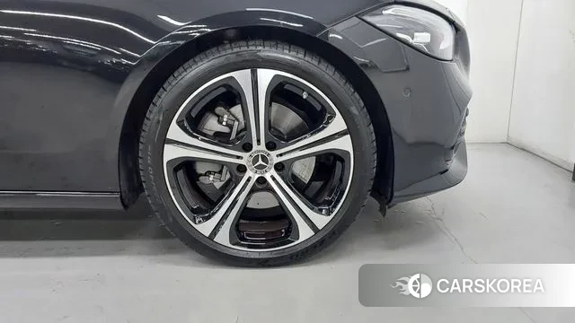 Mercedes-Benz C-Class W206 id 3299923 из Кореи 19