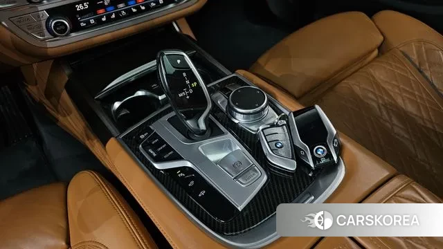 BMW 7 Series (G11) id 3439521 из Кореи 19