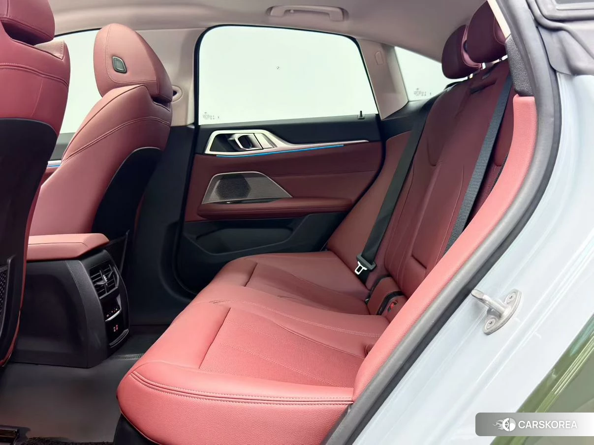 BMW i4 id 4440783 из Китая 9