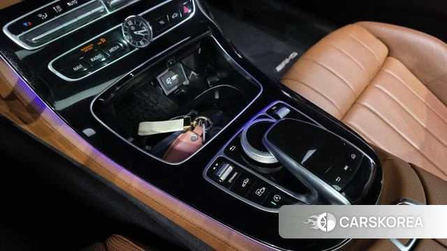 Mercedes-Benz E-Class W213 id 4647431 из Кореи 32