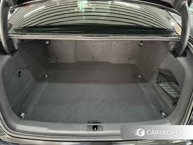 Audi A6L id 4240013 из Китая 13