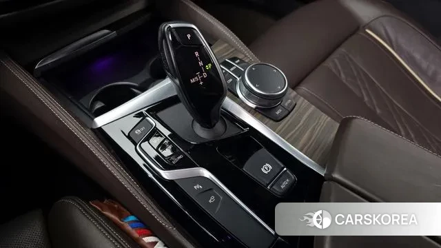 BMW 5 Series (G30) id 3686982 из Кореи 19