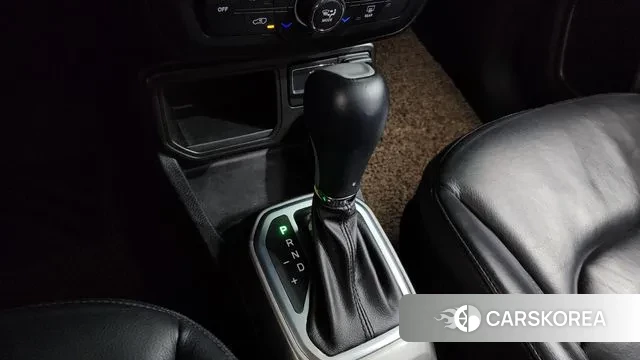 Jeep Renegade id 3350732 из Кореи 19