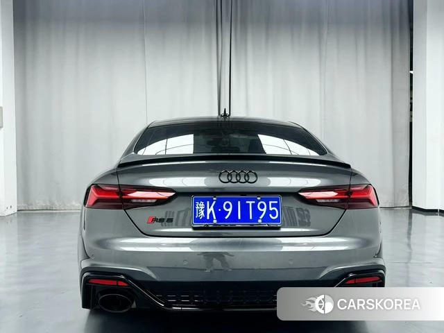 Audi RS 5 id 4274144 из Китая 9