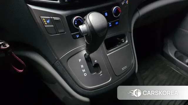 Hyundai The New Grand Starex id 3484926 из Кореи 19