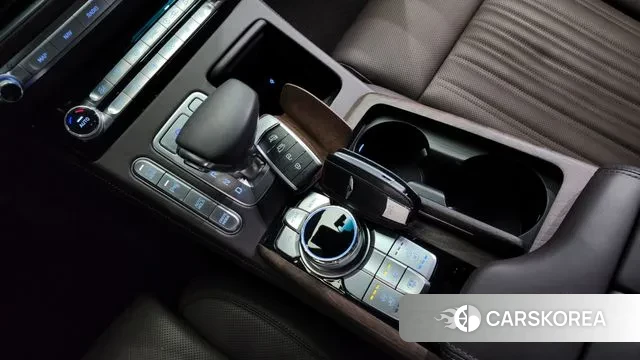 Genesis G90 id 3709025 из Кореи 19