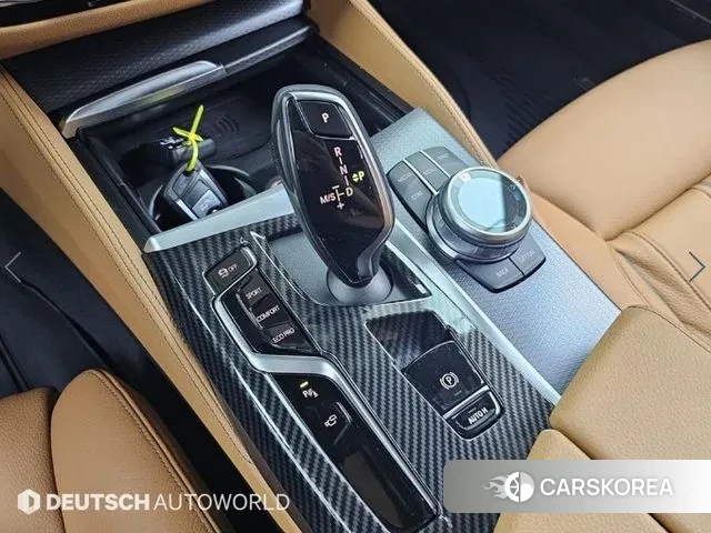 BMW 5 Series (G30) id 3745972 из Кореи 19