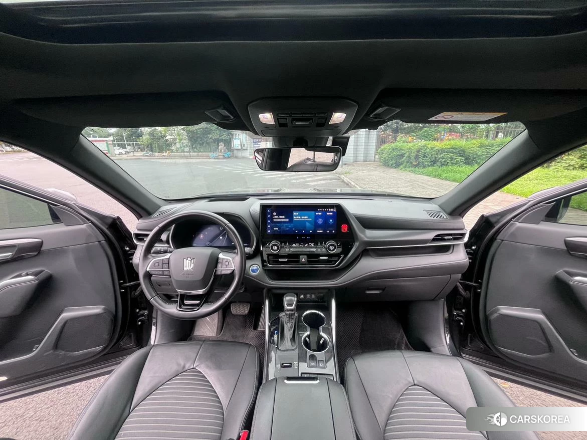 Toyota Crown Lufang id 4498759 из Китая 9