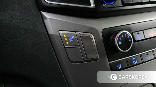 Hyundai The New Grand Starex id 3942606 из Кореи 19