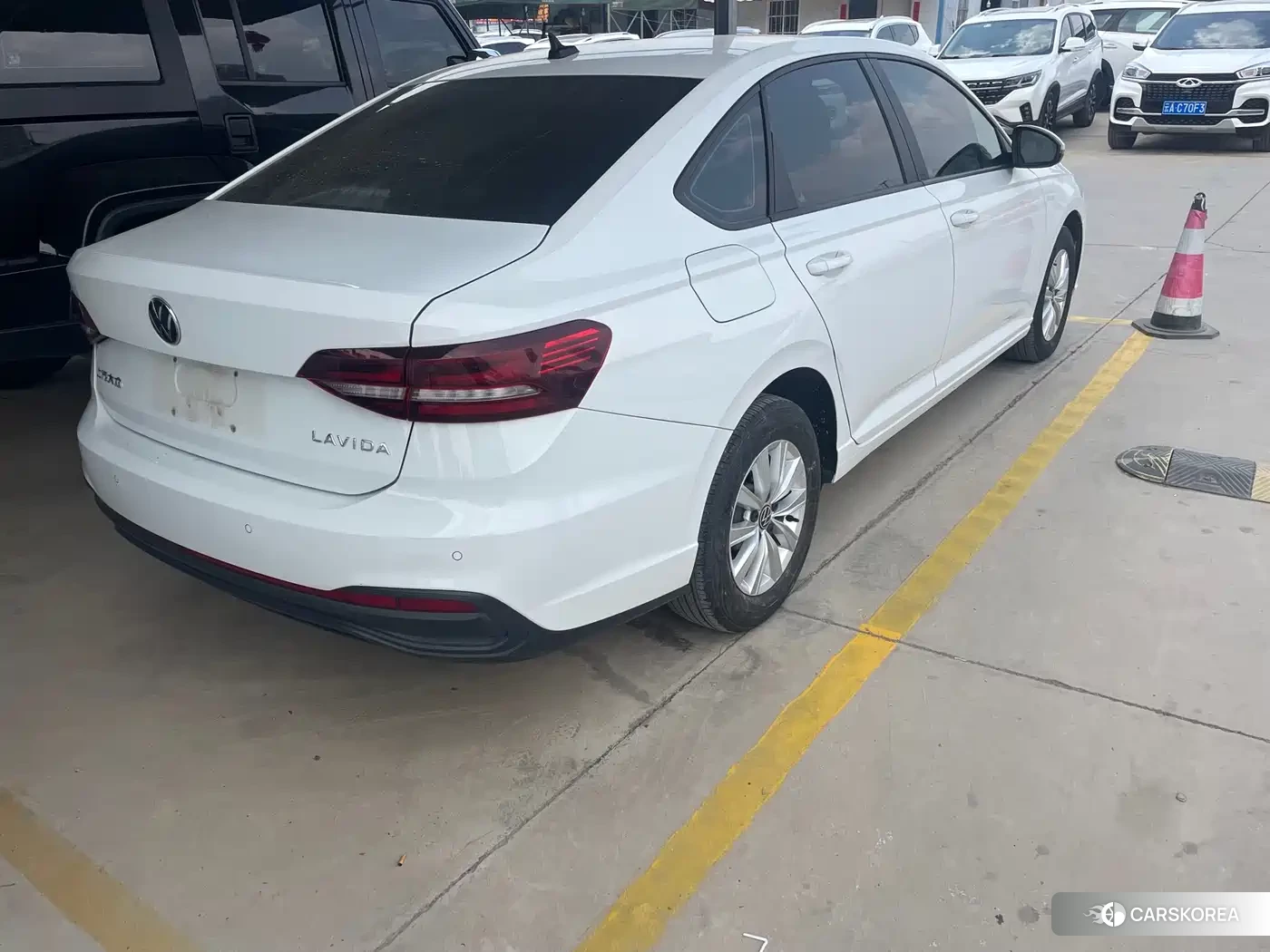 Volkswagen Lavida id 4570473 из Китая 12