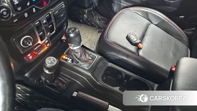 Jeep Wrangler (JL) id 3269186 из Кореи 19