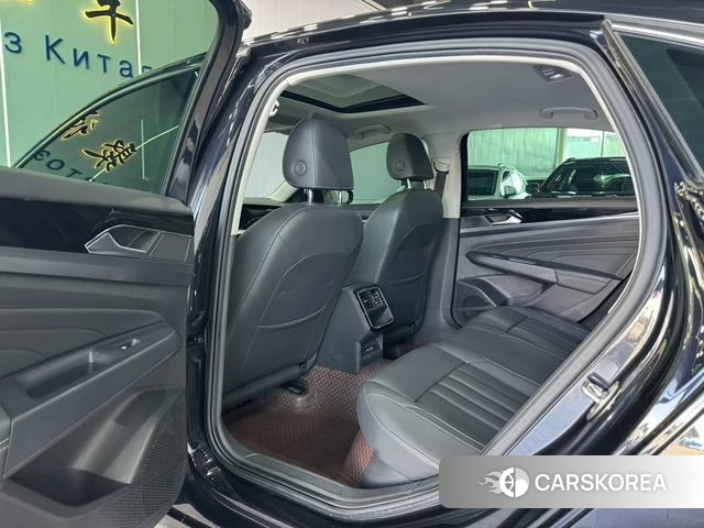 Volkswagen Passat id 4278719 из Китая 9