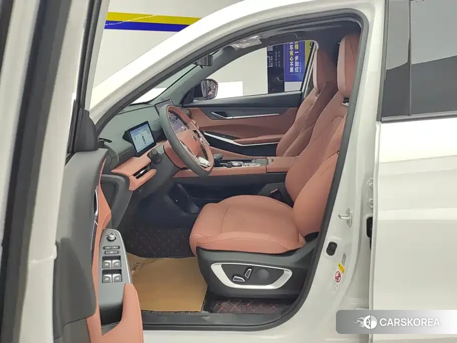 Chang'an Changan CS75PLUS id 4576311 из Китая 15