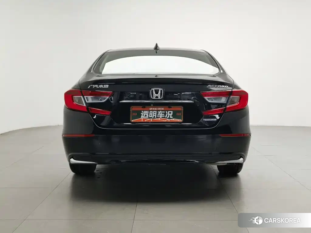 Honda Accord id 4680837 из Китая 23