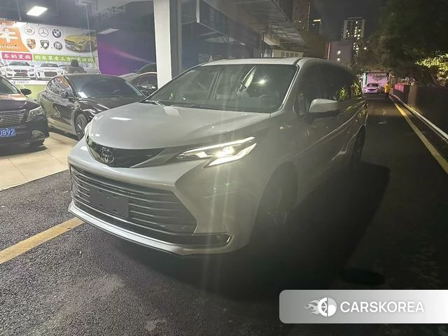 Toyota Saina id 4359098 из Китая 9
