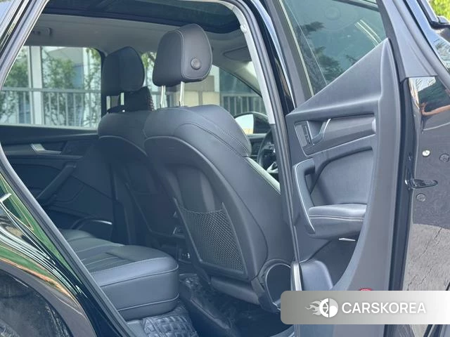 Audi Q5L id 4277681 из Китая 14