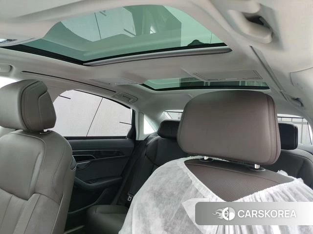 Audi A8 id 4393293 из Китая 9