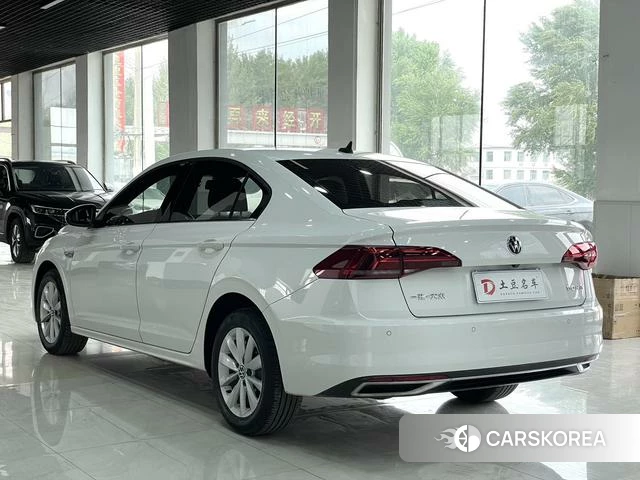 Volkswagen Bora id 4359405 из Китая 18