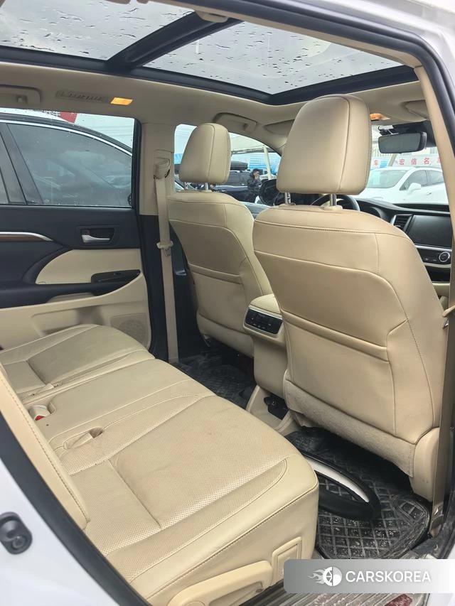 Toyota Highlander id 4261094 из Китая 9