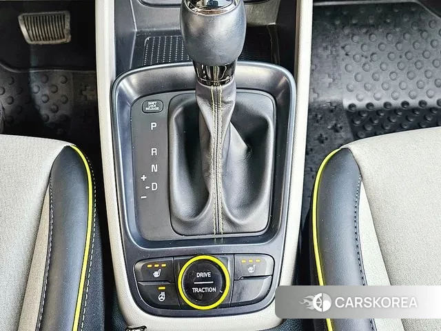 Hyundai Venue id 3772743 из Кореи 19