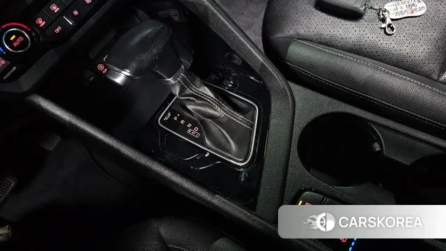 Kia Niro id 3357379 из Кореи 19