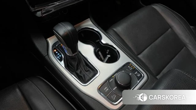 Jeep Grand Cherokee id 4477119 из Кореи 31