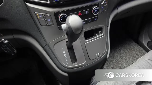 Hyundai The New Grand Starex id 3713766 из Кореи 19