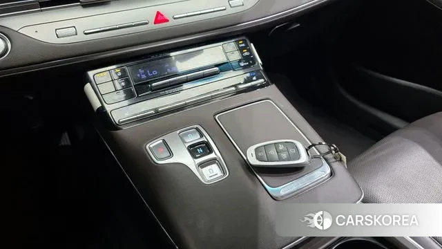 Hyundai The New Grandeur IG Hybrid id 3219371 из Кореи 19