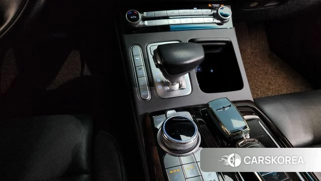 Genesis G90 id 3828680 из Кореи 19