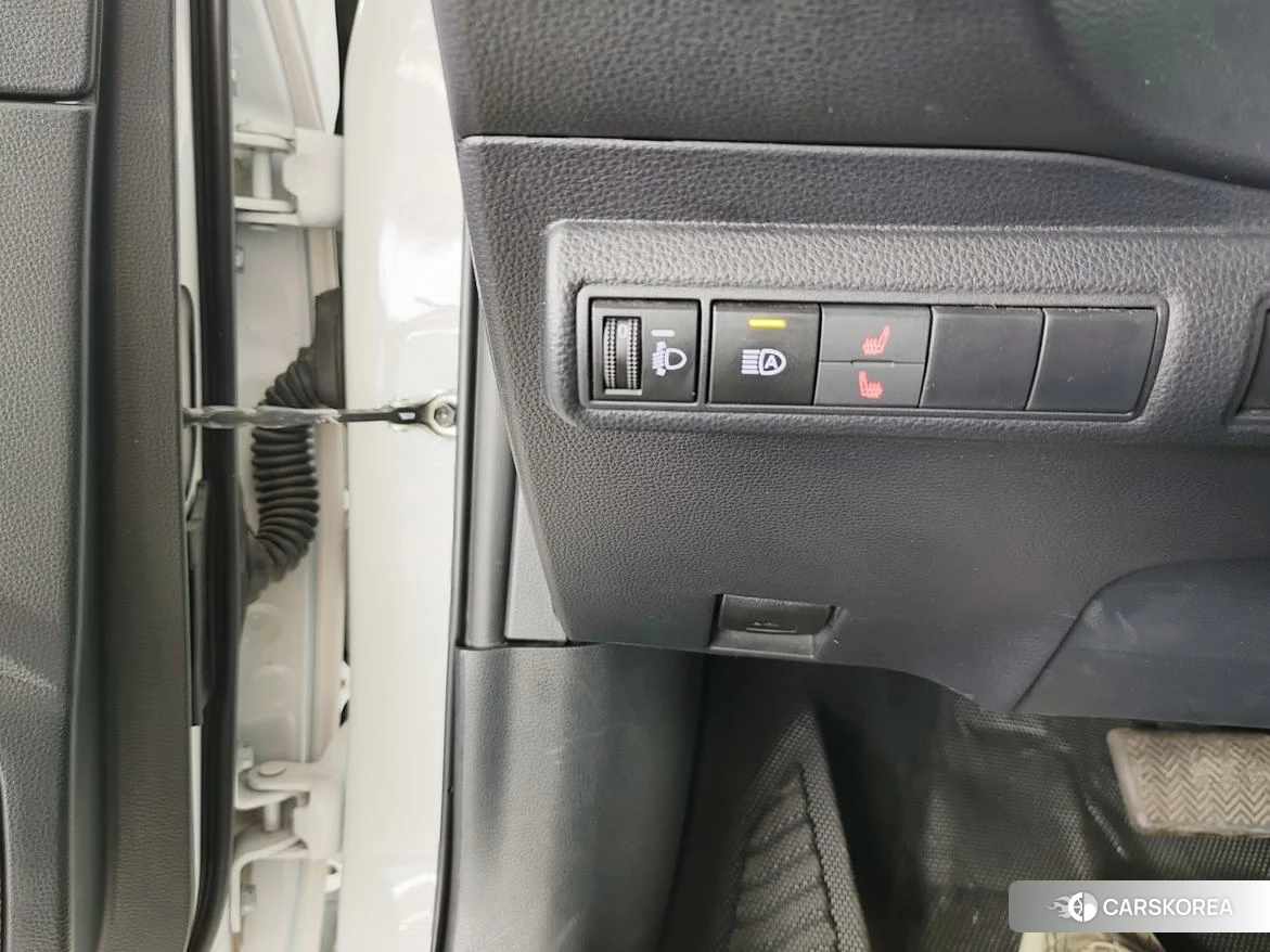 Toyota Corolla id 4455601 из Китая 9