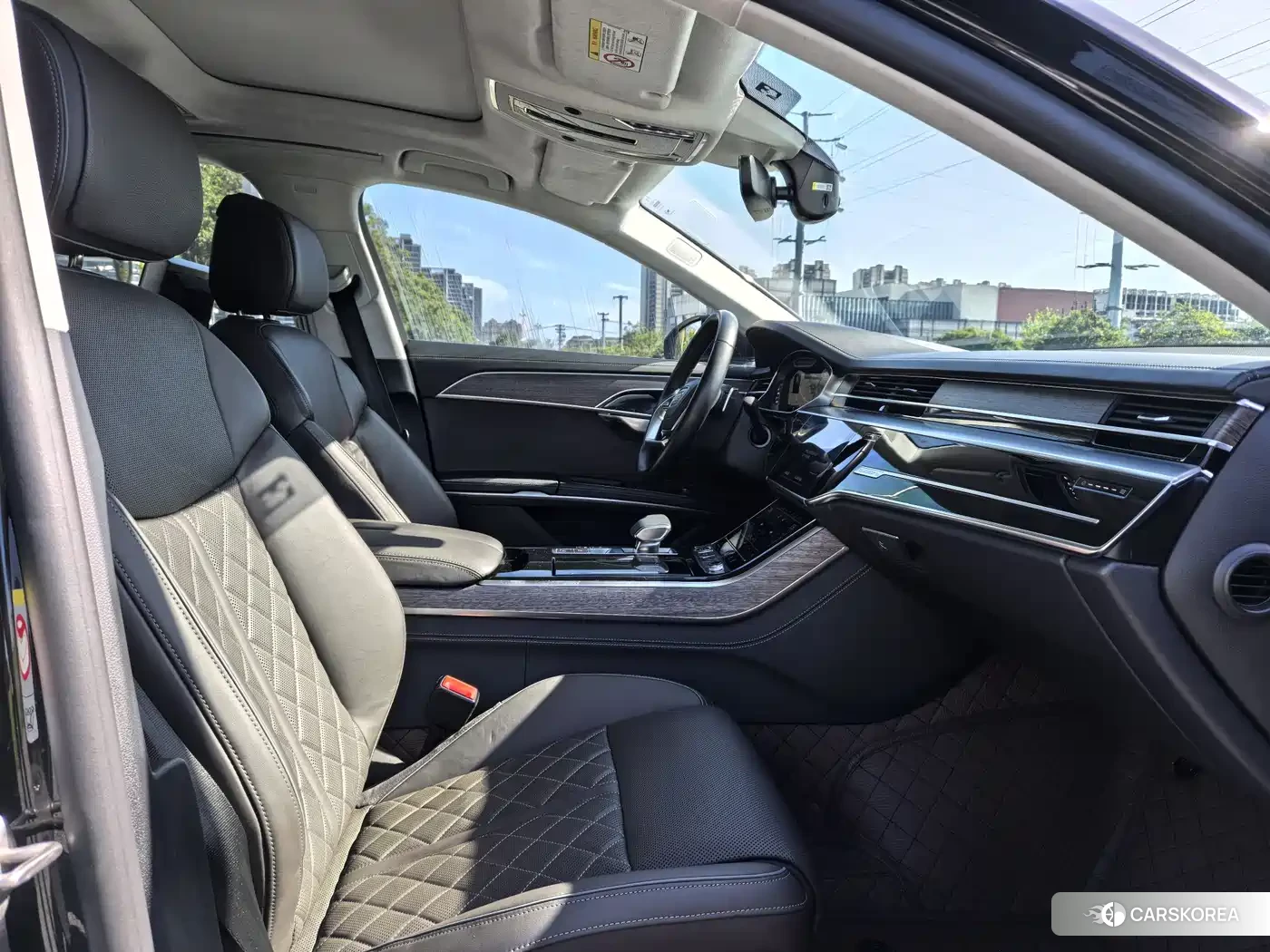 Audi A8 id 4589108 из Китая 19