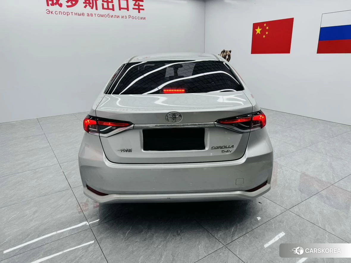 Toyota Corolla id 4514896 из Китая 12