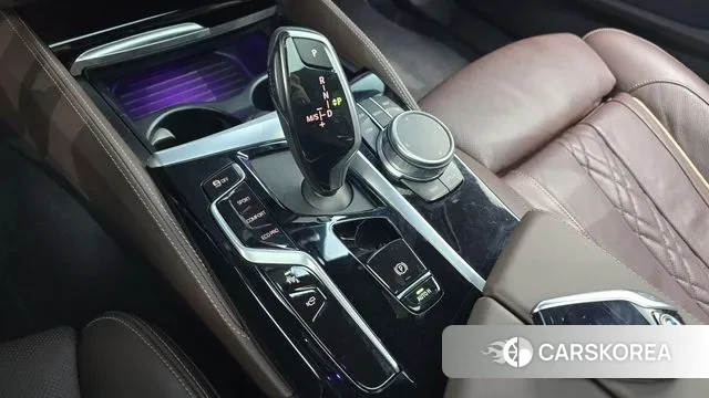 BMW 5 Series (G30) id 3518991 из Кореи 19