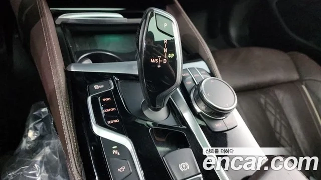 BMW 5 Series (G30) id 2892159 из Кореи 19