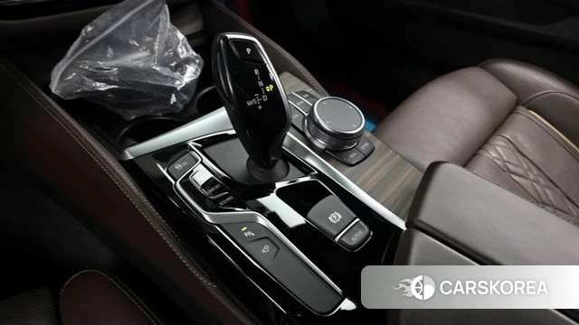 BMW 5 Series (G30) id 3924215 из Кореи 19