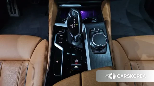 BMW 5 Series (G30) id 2894658 из Кореи 19