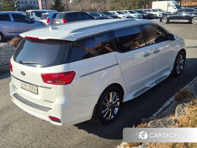 Kia The New Carnival id 3455192 из Кореи 19