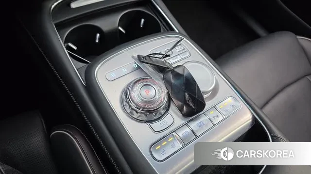 Genesis G90 (RS4) id 3539592 из Кореи 19