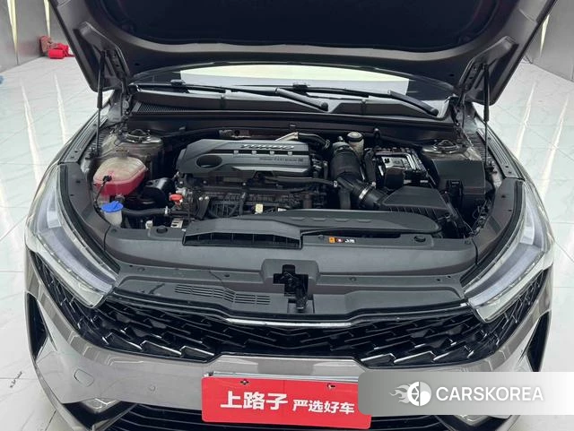 Kia K5 id 4273021 из Китая 17