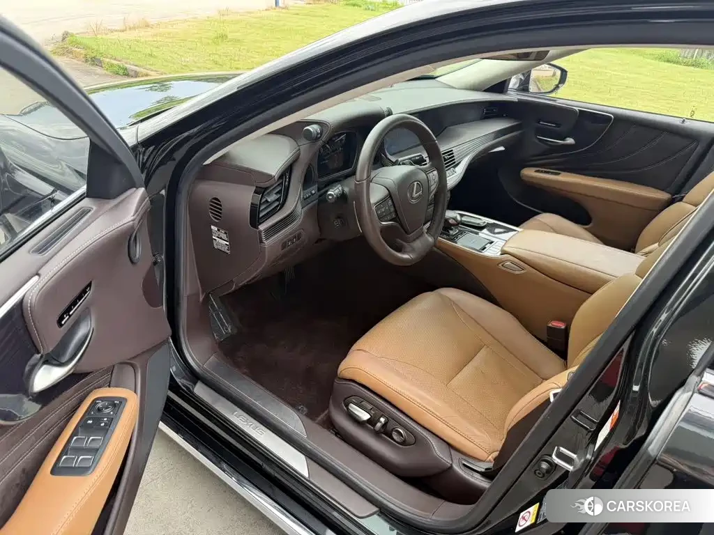 Lexus LS id 4628348 из Китая 9