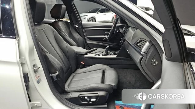 BMW 3 Series (F30) id 3873628 из Кореи 19