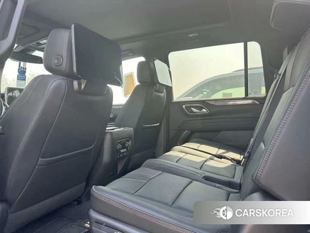 Chevrolet Suburban id 4239547 из Китая 9
