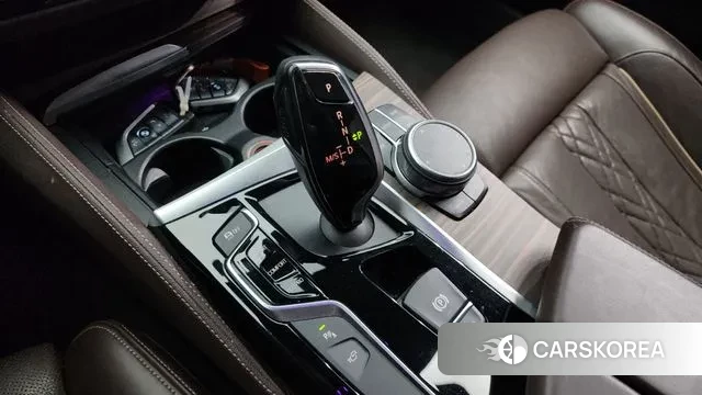 BMW 5 Series (G30) id 3636774 из Кореи 19